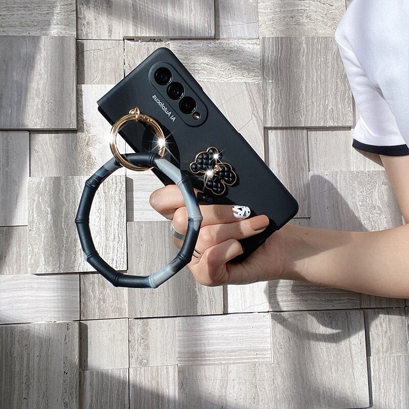 Fashion wrist Bracelet Chain Bear Phone case For Samsung Galaxy Z Fold