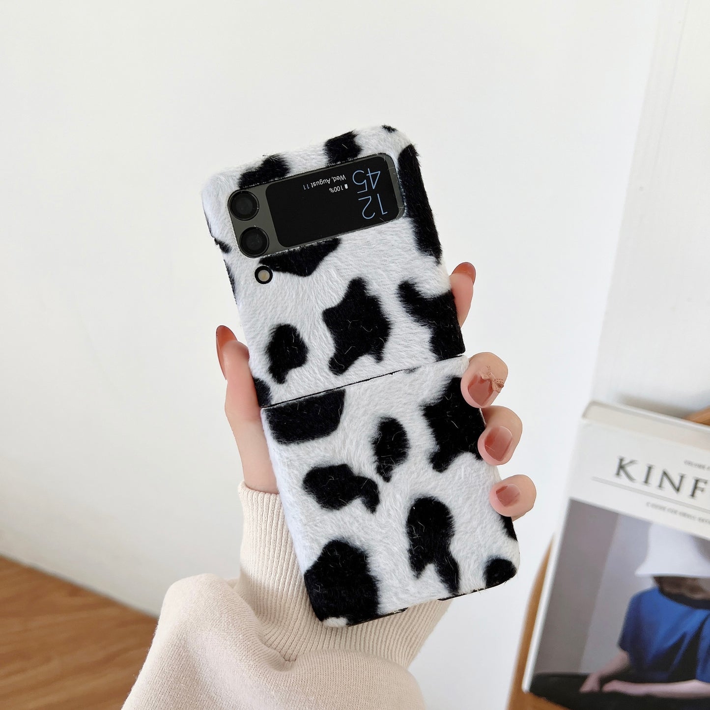 Cute Cow Pattern Chain Phone Case For Samsung Galaxy Z Flip 3 5G