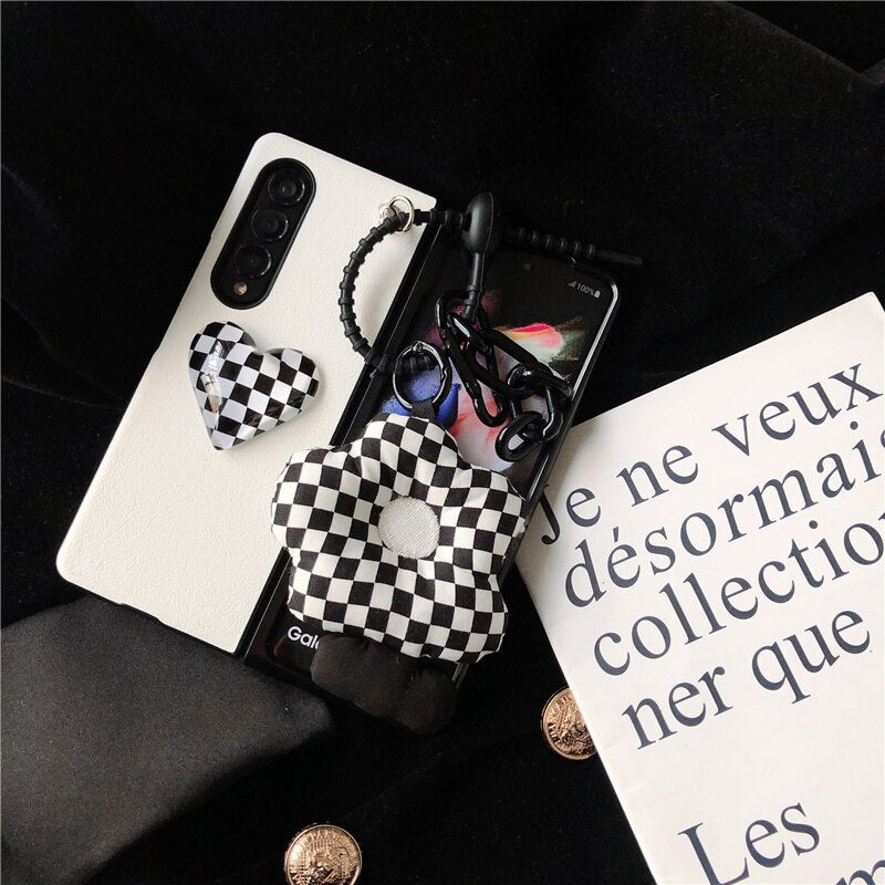 Retro Checkerboard Pattern Crystal Clear Heart PU Leather Phone Case For Samsung Galaxy Z Fold 3