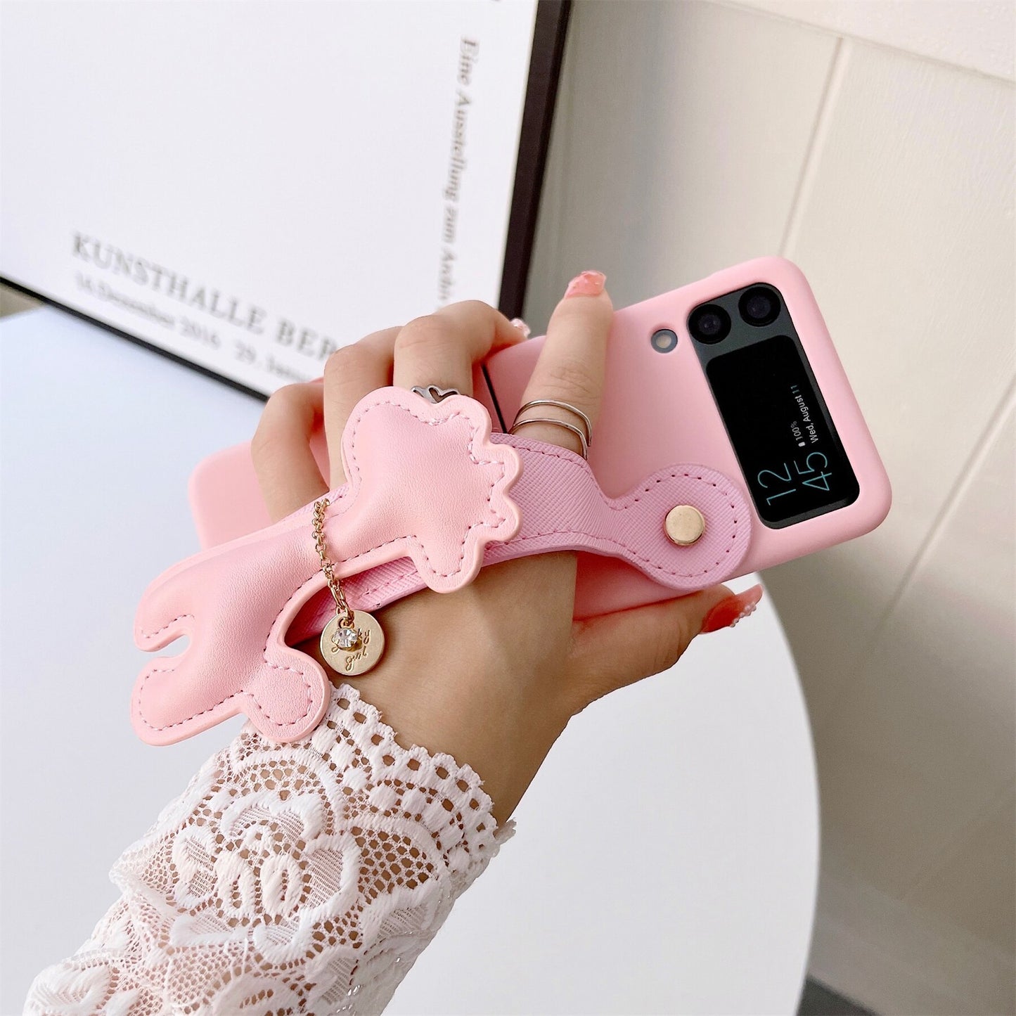 Cute Giraffe Wristband Bracelet Case for Samsung Galaxy Z Flip3 Z Flip4
