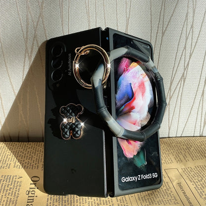 Fashion wrist Bracelet Chain Bear Phone case For Samsung Galaxy Z Fold