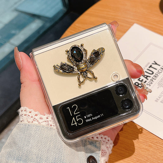 Luxury Jewellery Retro Cartoon 3D Diamond Bee Phone Case For Samsung Galaxy Z Flip 3 5G